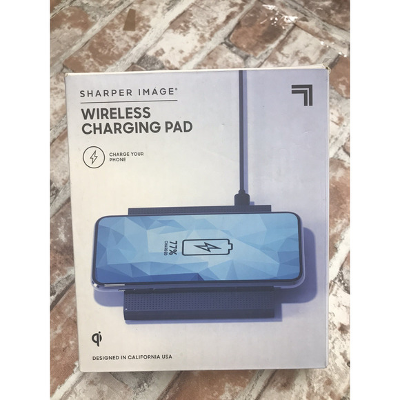 Sharper Image LED SLIM Wireless Charging Pad in Black Square 5v/1A QI CERTIFIED - Picture 2 of 5